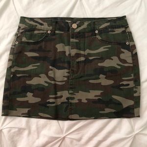 Forever 21 Camo Skirt